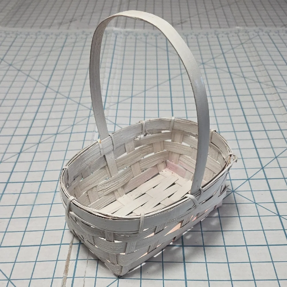 White Woven Basket with Handle, Farmhouse Rehab Basket 9
